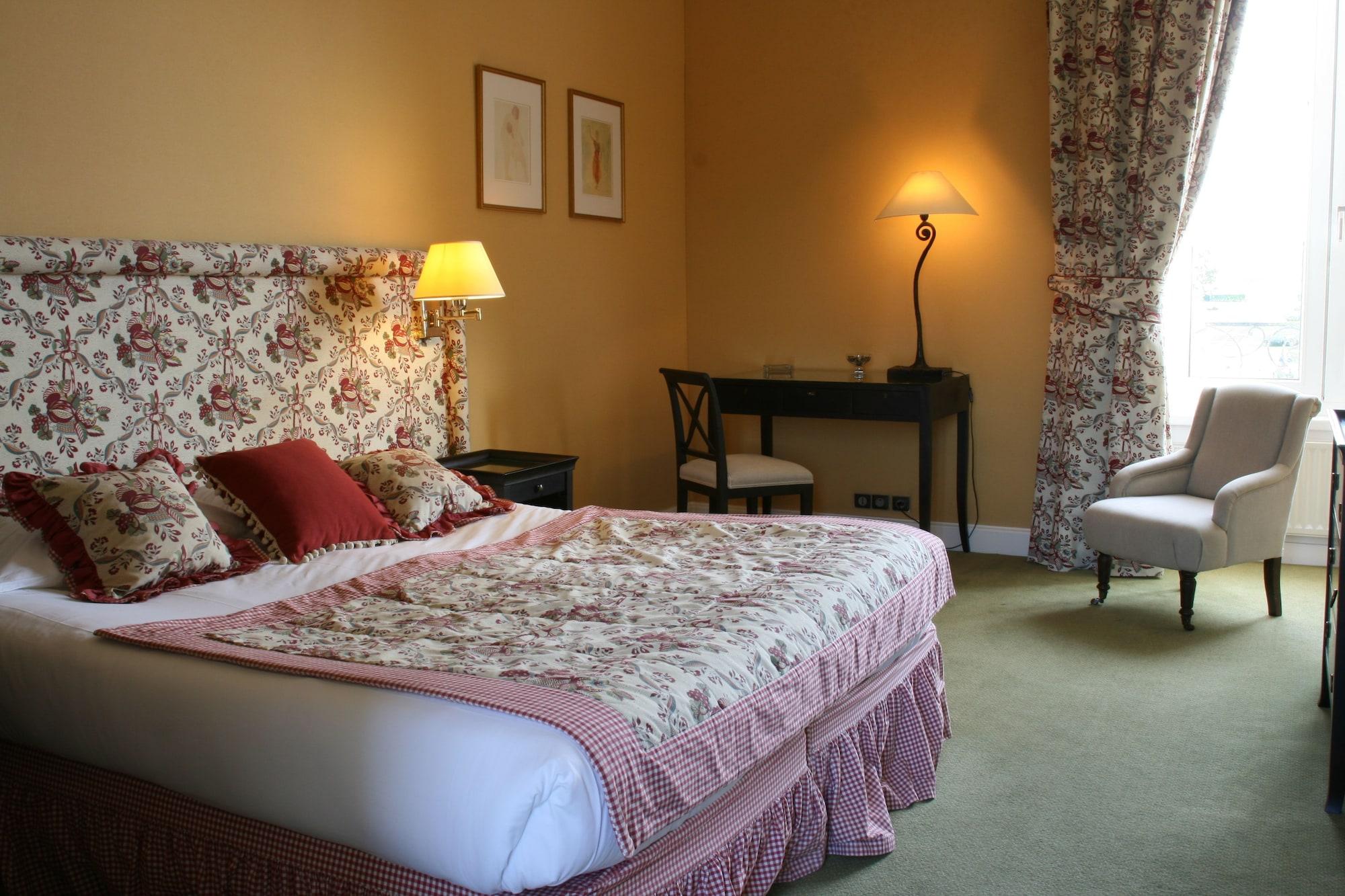 Grand Hotel "Chateau De Sully" - Piscine & Spa -Teritoria Sully  Kültér fotó