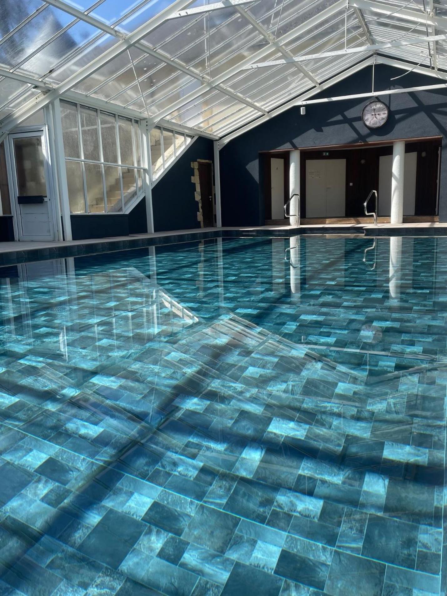 Grand Hotel "Chateau De Sully" - Piscine & Spa -Teritoria Sully  Kültér fotó